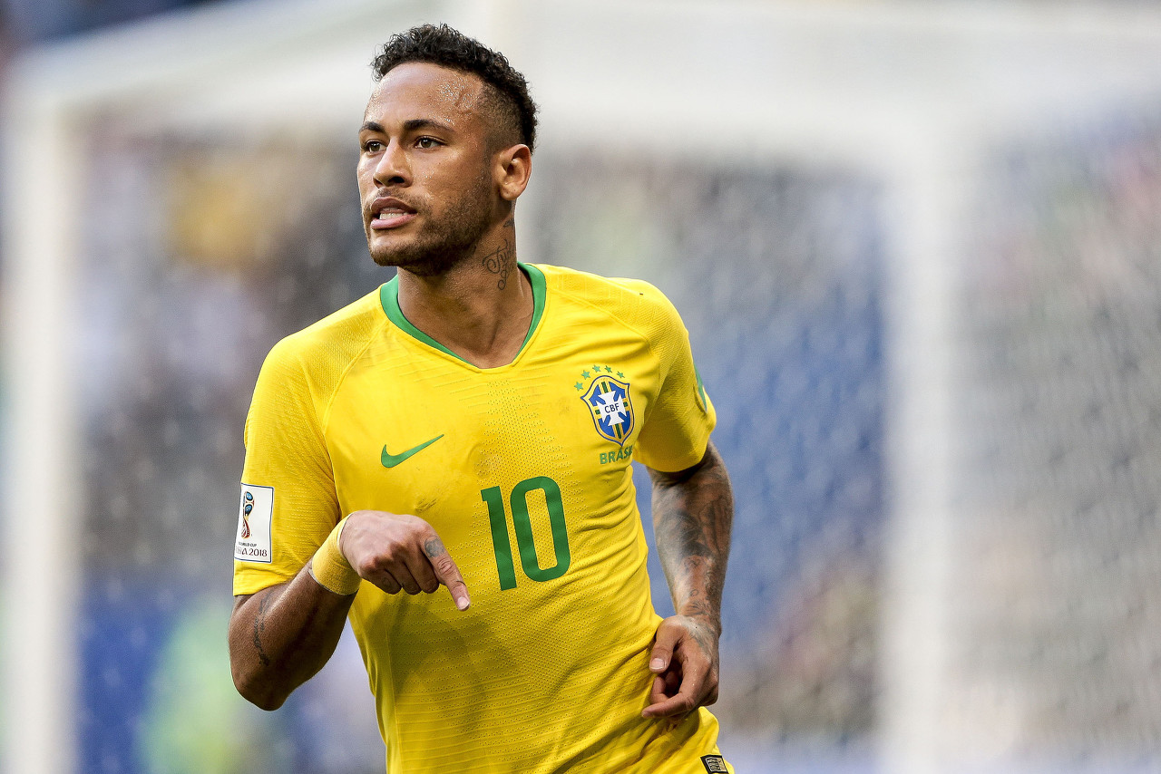 中表现出色 中表现出色