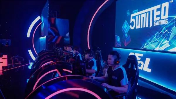 使他几乎无 使他几乎无