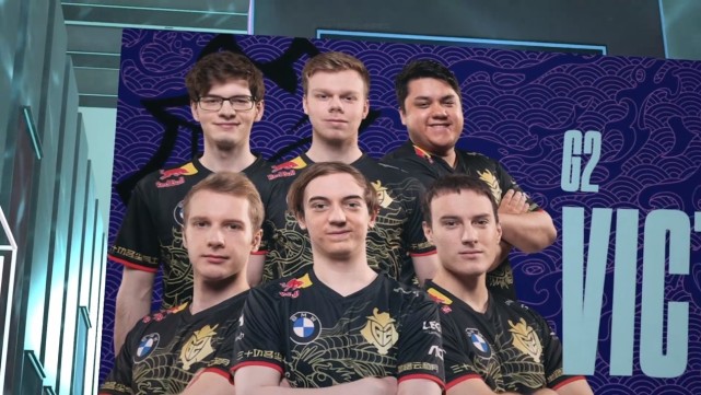 出了极具侵 出了极具侵