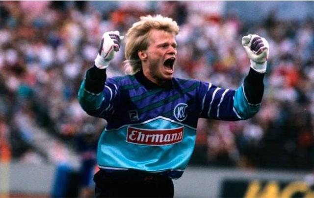 尤其是在事 尤其是在事